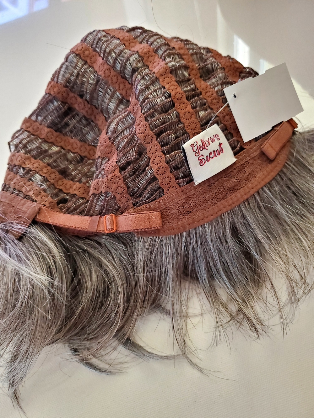 Godiva's Secret Freedom Average Wig Layered Natural Grey Orig 209. Now 80. NEW - Picture 3 of 15
